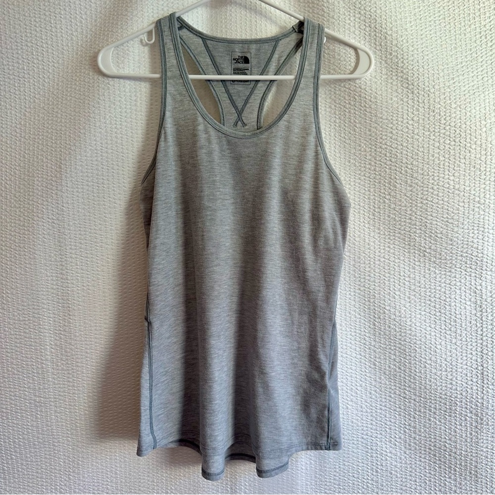 The North Face Flash Dry Women’s Gray Tank Top Size: Small Petite